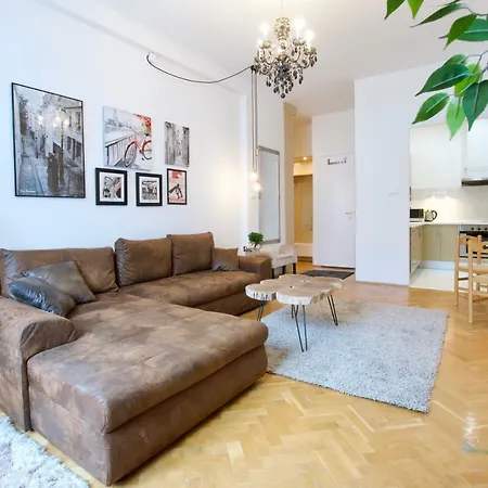 Standard By Hi5 - Madách Imre 1 Apartamento *