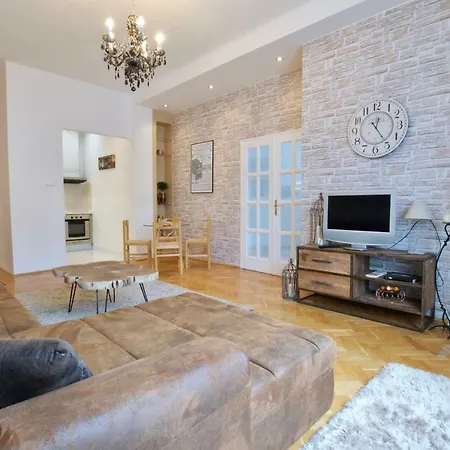 Standard By Hi5 - Madach Imre 1 *